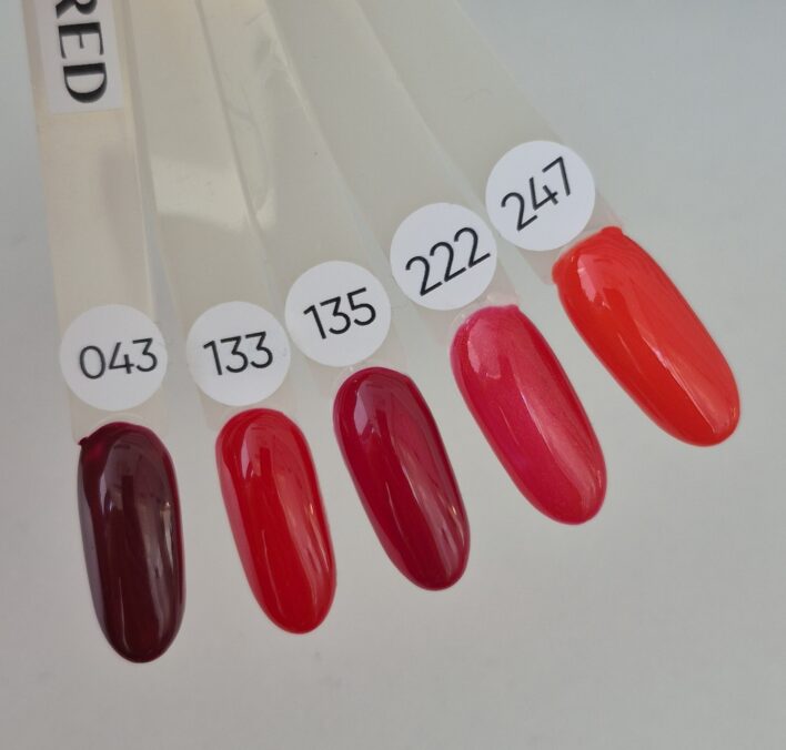 Classic Red geellakkide komplekt