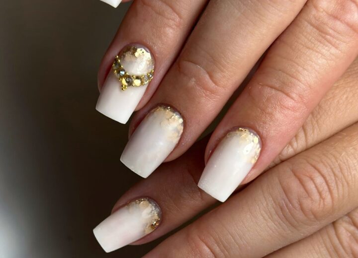 Light pink builder ja glitter gold