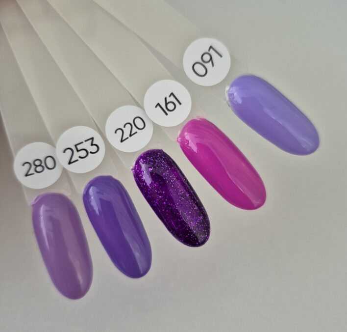 Purple geellakkide komplekt
